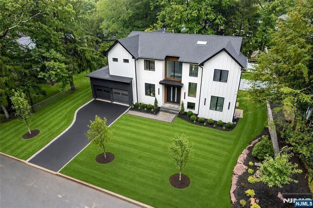65 Lenox Avenue, Demarest, NJ 07627