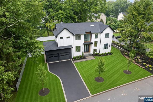 65 Lenox Avenue, Demarest, NJ 07627
