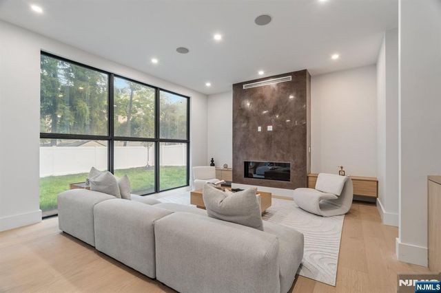 65 Lenox Avenue, Demarest, NJ 07627