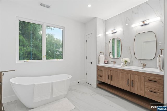 65 Lenox Avenue, Demarest, NJ 07627