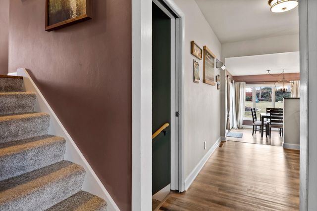 221 E Elizabeth Drive, Crown Point, IN 46307