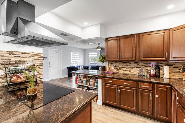 6330 Funston St, Hollywood, FL 33023