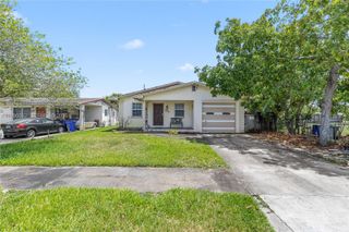 6330 Funston St, Hollywood, FL 33023