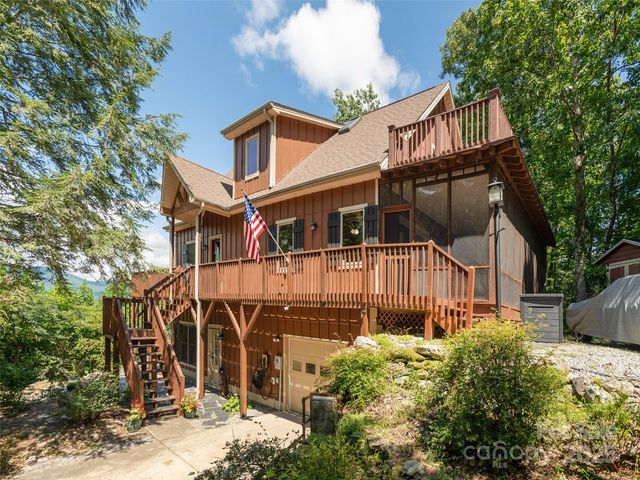 50 Bald Ridge Road, Hendersonville, NC 28792