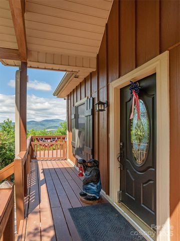 50 Bald Ridge Road, Hendersonville, NC 28792