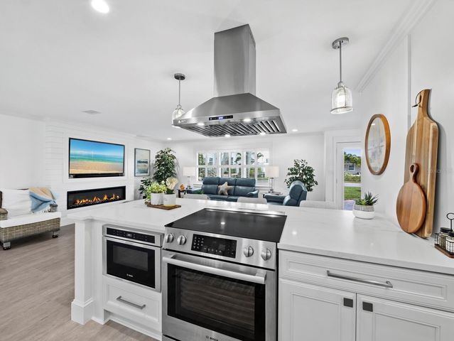 513 OUTRIGGER LANE, Longboat Key, FL 34228