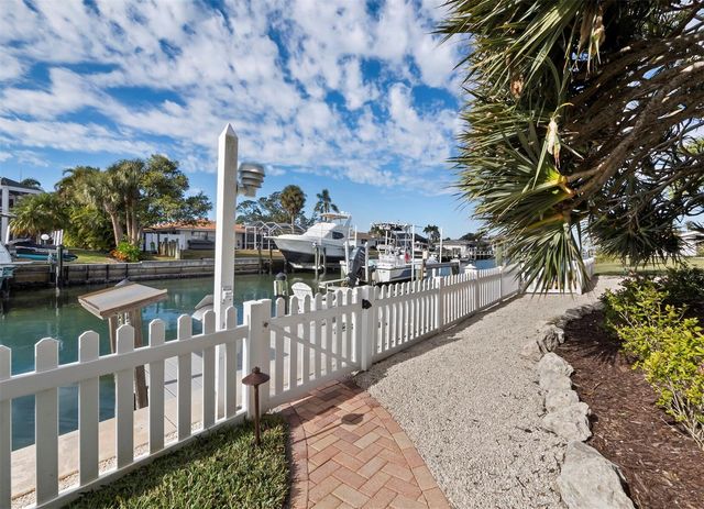 513 OUTRIGGER LANE, Longboat Key, FL 34228