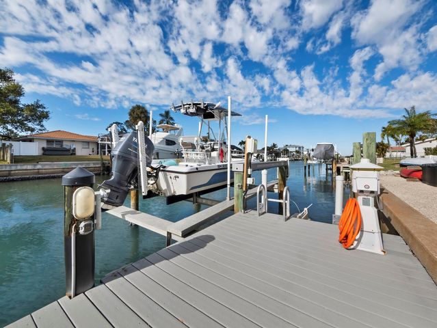 513 OUTRIGGER LANE, Longboat Key, FL 34228