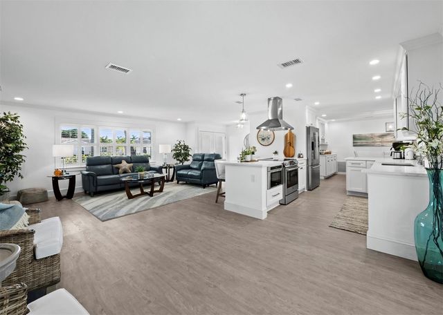 513 OUTRIGGER LANE, Longboat Key, FL 34228