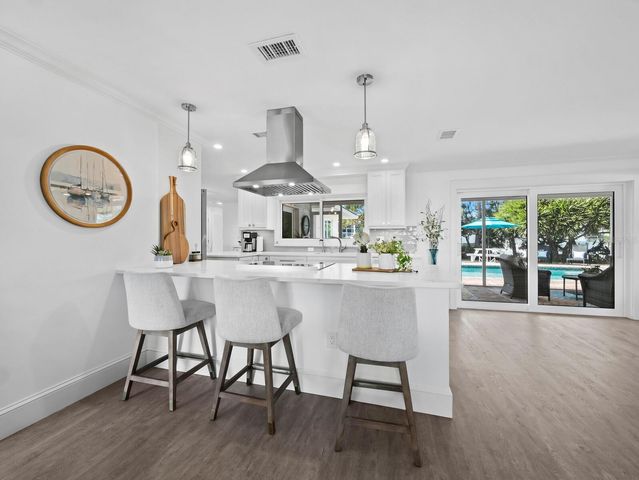 513 OUTRIGGER LANE, Longboat Key, FL 34228