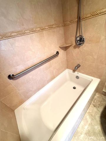 5200 N Flagler Drive 1604, West Palm Beach, FL 33407