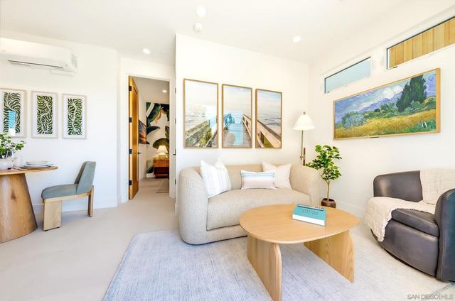3903 Haines St. 1, San Diego, CA 92109