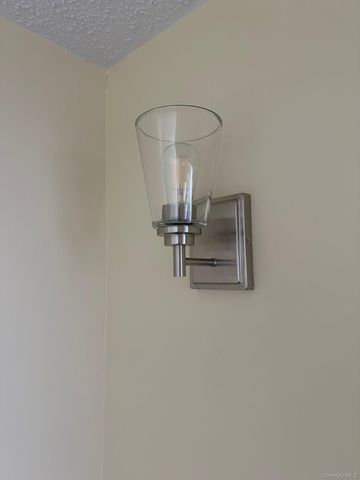 14 Nosband Avenue 1j, White Plains, NY 10605