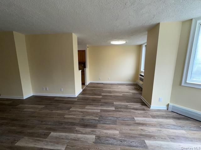 14 Nosband Avenue 1j, White Plains, NY 10605