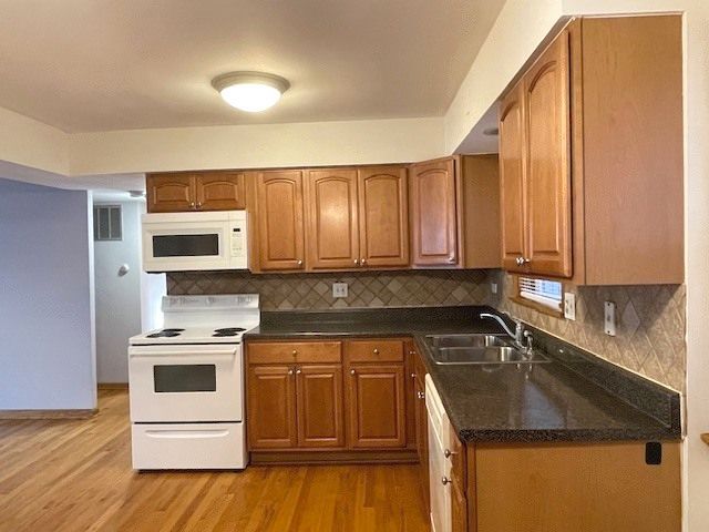 8610 W Summerdale Avenue 2S, Chicago, IL 60656