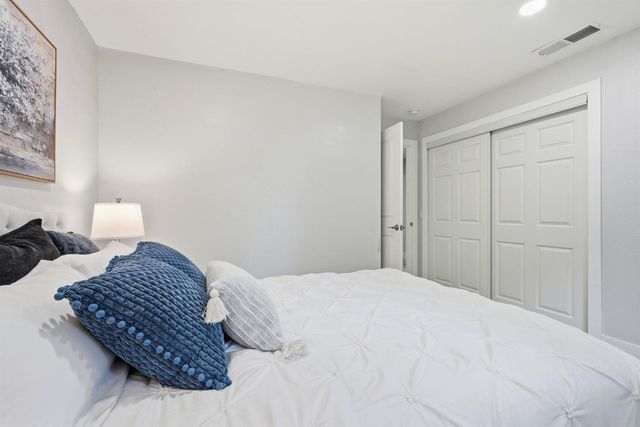 7636 Linden Ave, Citrus Heights, CA 95610