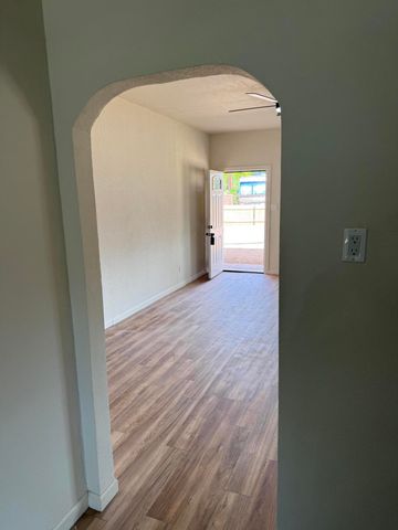 3741 San Isidro Street NW, Albuquerque, NM 87107