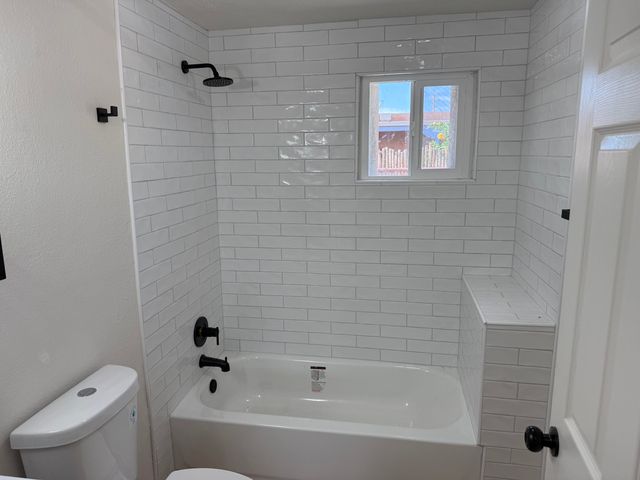 3741 San Isidro Street NW, Albuquerque, NM 87107