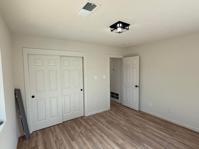 3741 San Isidro Street NW, Albuquerque, NM 87107