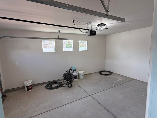 3741 San Isidro Street NW, Albuquerque, NM 87107