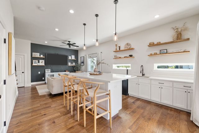 504 Main Street, Roanoke, TX 76262