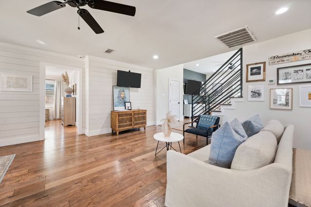 504 Main Street, Roanoke, TX 76262