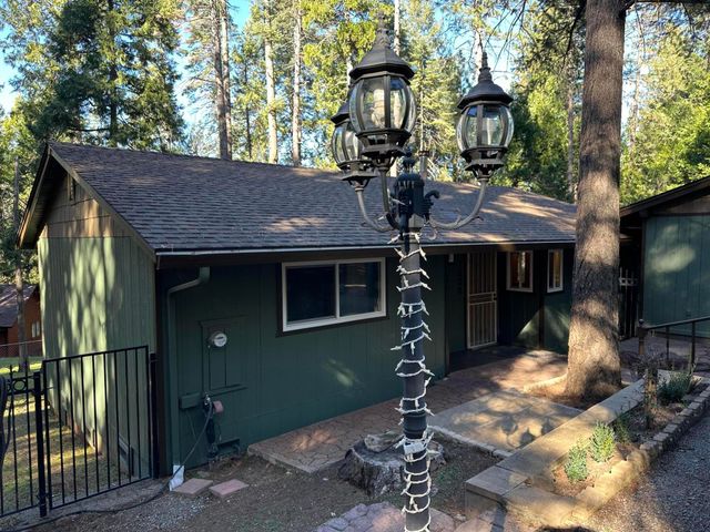 7220 Shasta Forest Drive, Shingletown, CA 96088