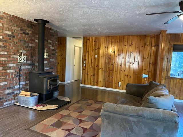 7220 Shasta Forest Drive, Shingletown, CA 96088