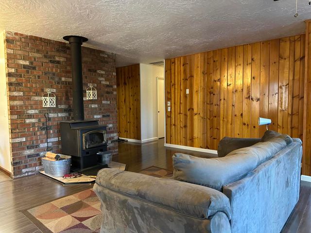 7220 Shasta Forest Drive, Shingletown, CA 96088