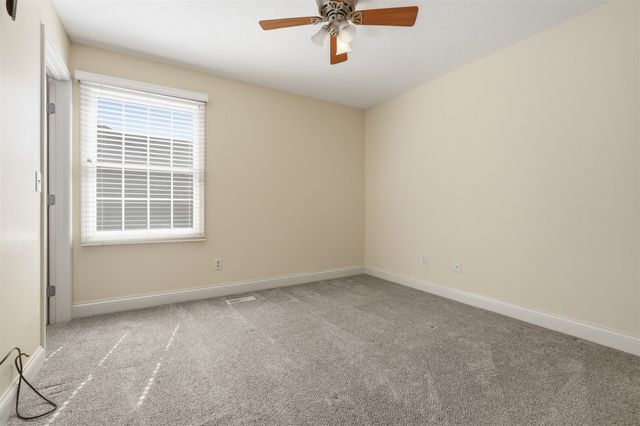 2510 Crooked Creek Road, Bloomington, IL 61705