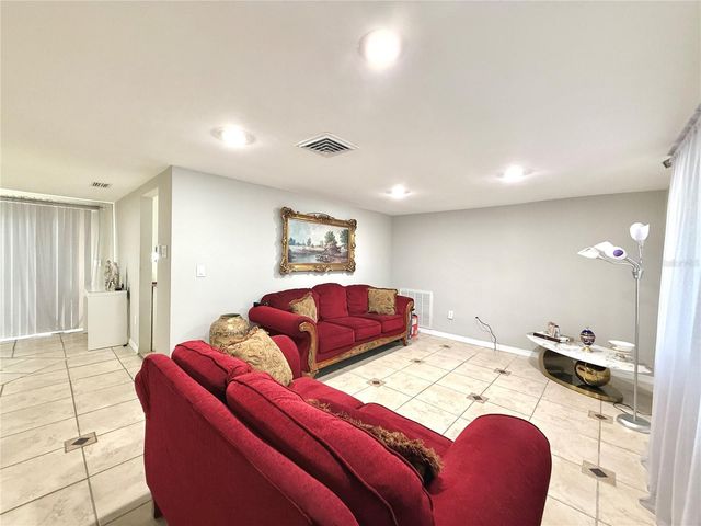 8516 ARROWHEAD DRIVE, Hudson, FL 34667