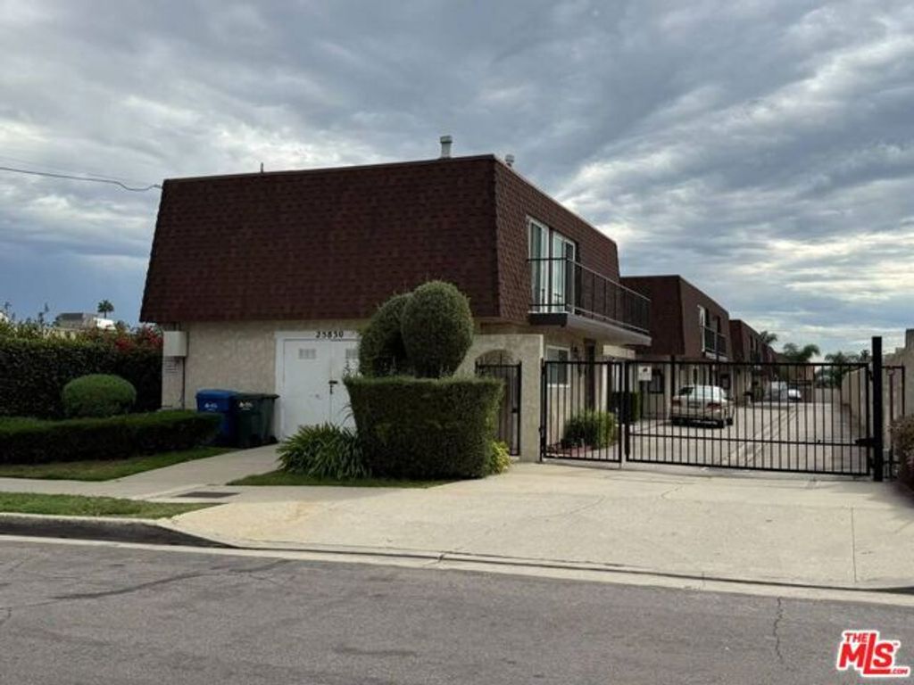 25830 Oak Street 1, Lomita, CA 90717