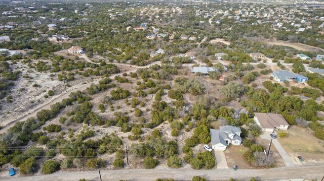 10619 Lake Park DR, Dripping Springs, TX 78620