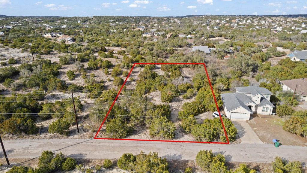 10619 Lake Park DR, Dripping Springs, TX 78620