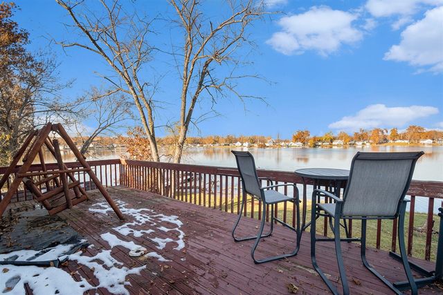 24998 Lake Shore Drive, Dowagiac, MI 49047