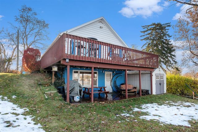 24998 Lake Shore Drive, Dowagiac, MI 49047