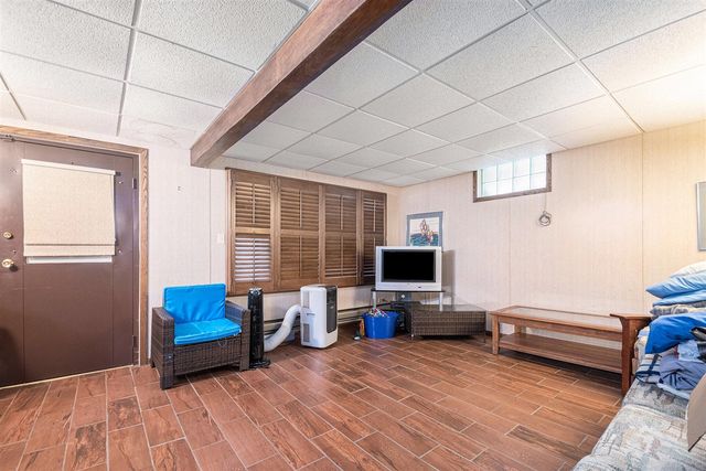 24998 Lake Shore Drive, Dowagiac, MI 49047