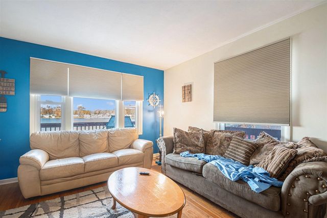 24998 Lake Shore Drive, Dowagiac, MI 49047