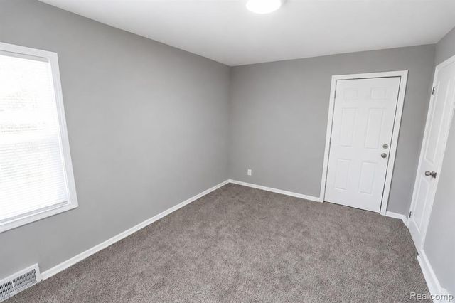 9817 Somerset Avenue, Detroit, MI 48224