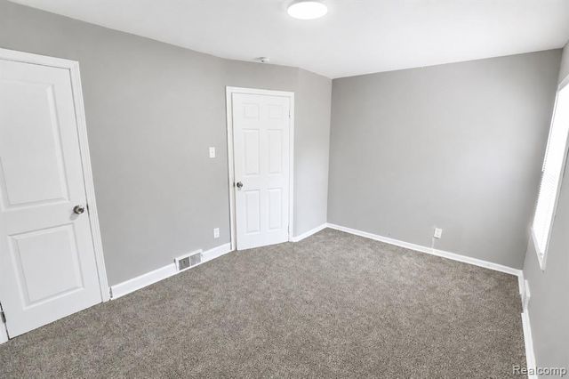 9817 Somerset Avenue, Detroit, MI 48224