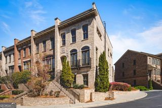 17 Arbor Way Drive, Decatur, GA 30030