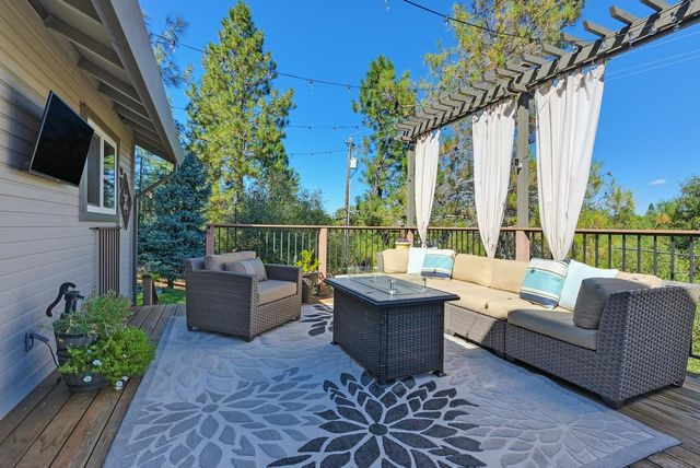 2378 Cascade Trl, Cool, CA 95614