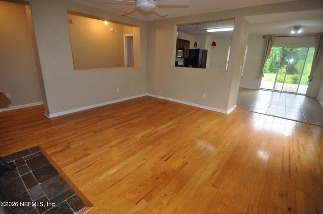 1414 BLUE EAGLE Way E, Jacksonville, FL 32225