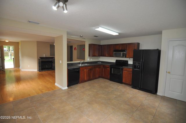 1414 BLUE EAGLE Way E, Jacksonville, FL 32225