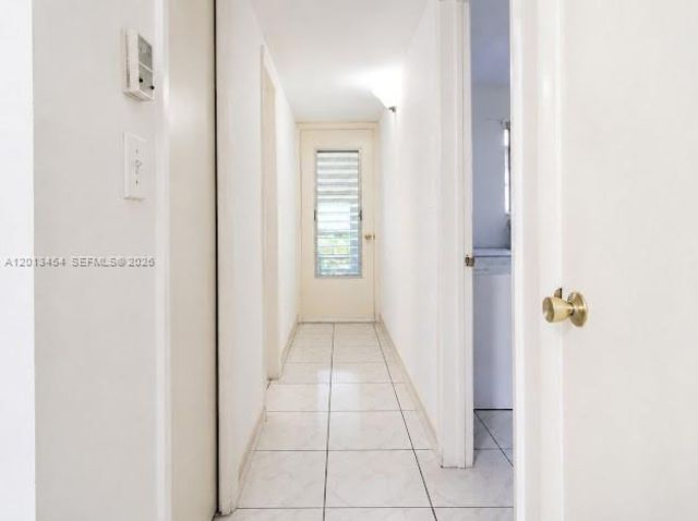 17050 NE 14th Ave 208, Miami, FL 33162