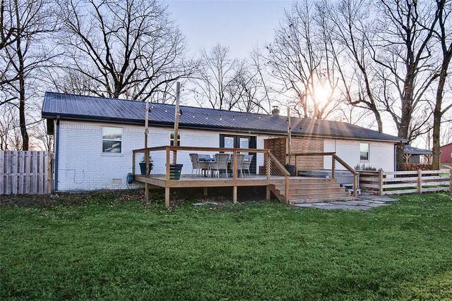 9940 Kitty Road, Gravette, AR 72736