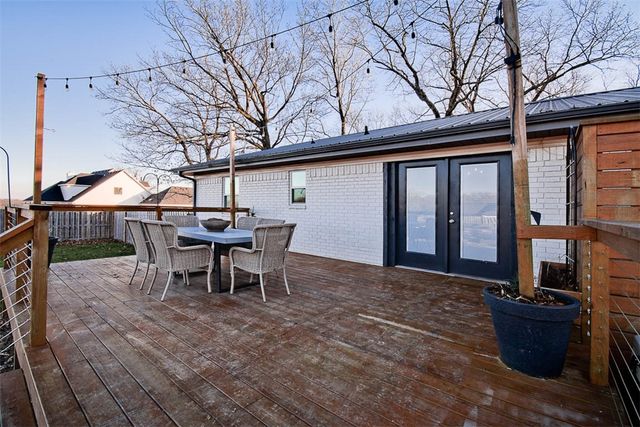 9940 Kitty Road, Gravette, AR 72736