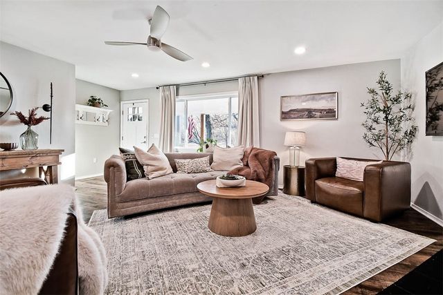 9940 Kitty Road, Gravette, AR 72736