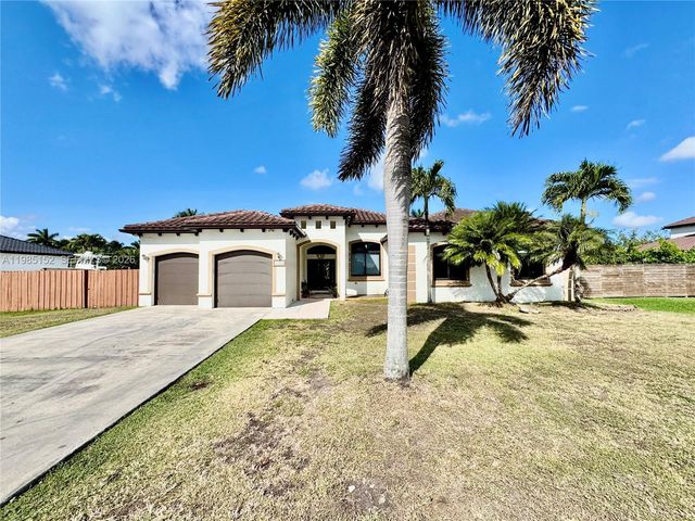 20449 SW 328th St, Homestead, FL 33030