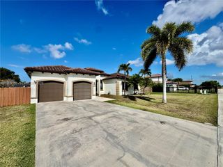 20449 SW 328th St, Homestead, FL 33030